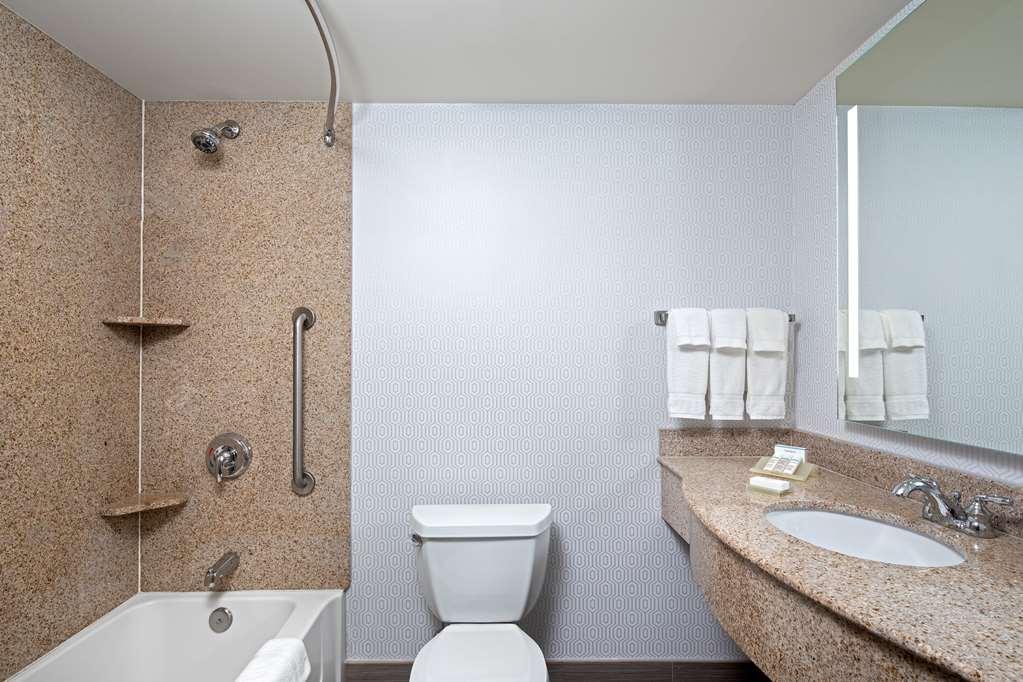 Hilton Garden Inn Halifax Airport Enfield Ruang foto
